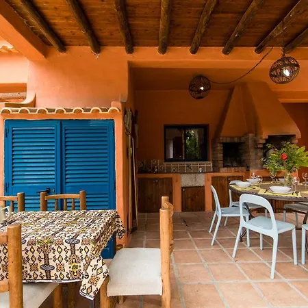 Villa Lotus Verde - Spacious 6 Bedroom In Aroeira - Pool Table And Private Pool *