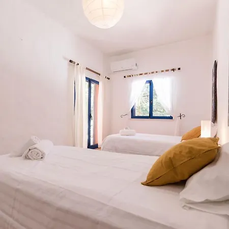 Villa Lotus Verde - Spacious 6 Bedroom In Aroeira - Pool Table And Private Pool Lisbon